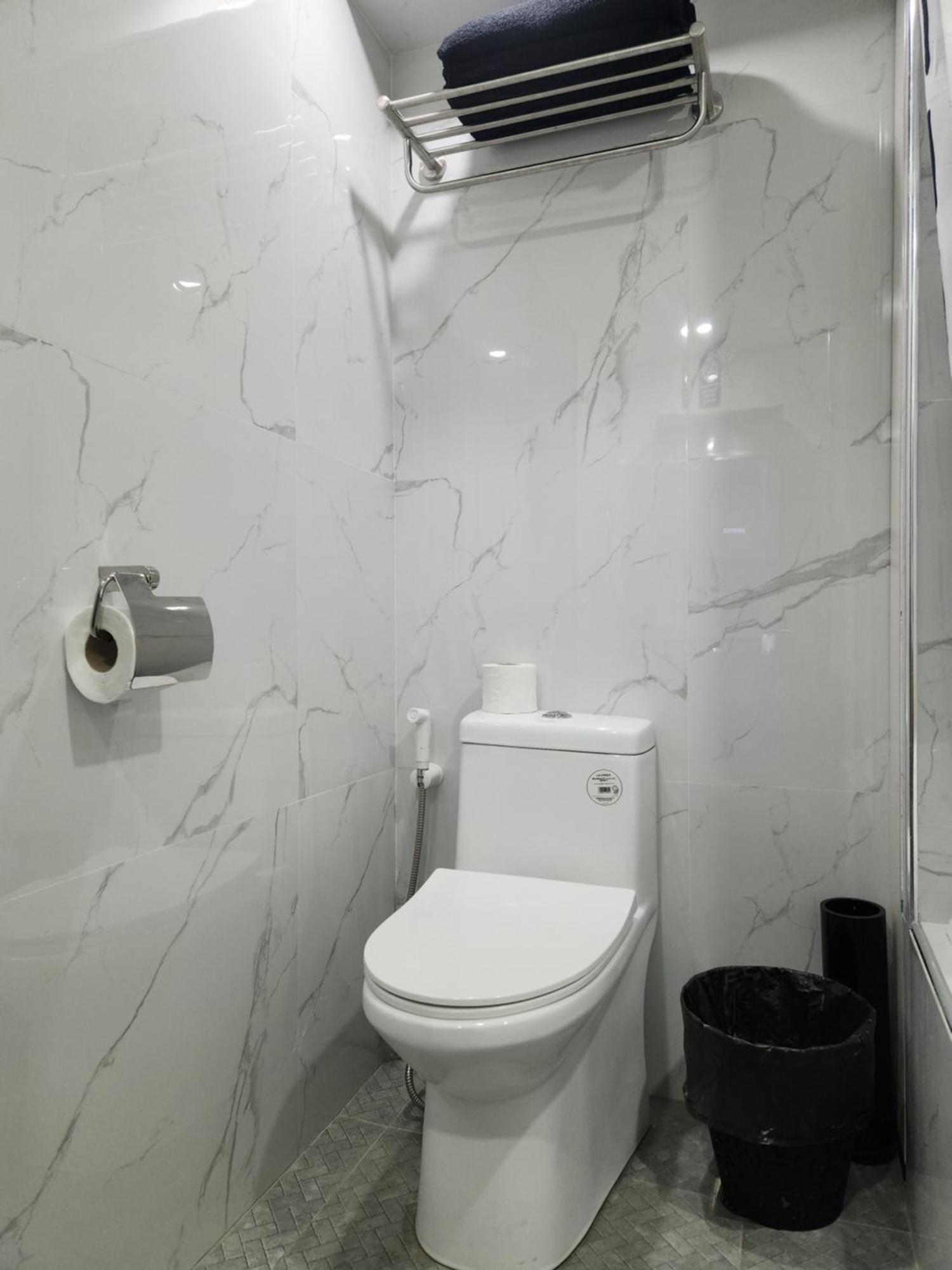 Condo Azur Suites B316 Near Airport, Netflix, Stylish, Cozy With Swimming Pool Lapu-Lapu City Exterior foto