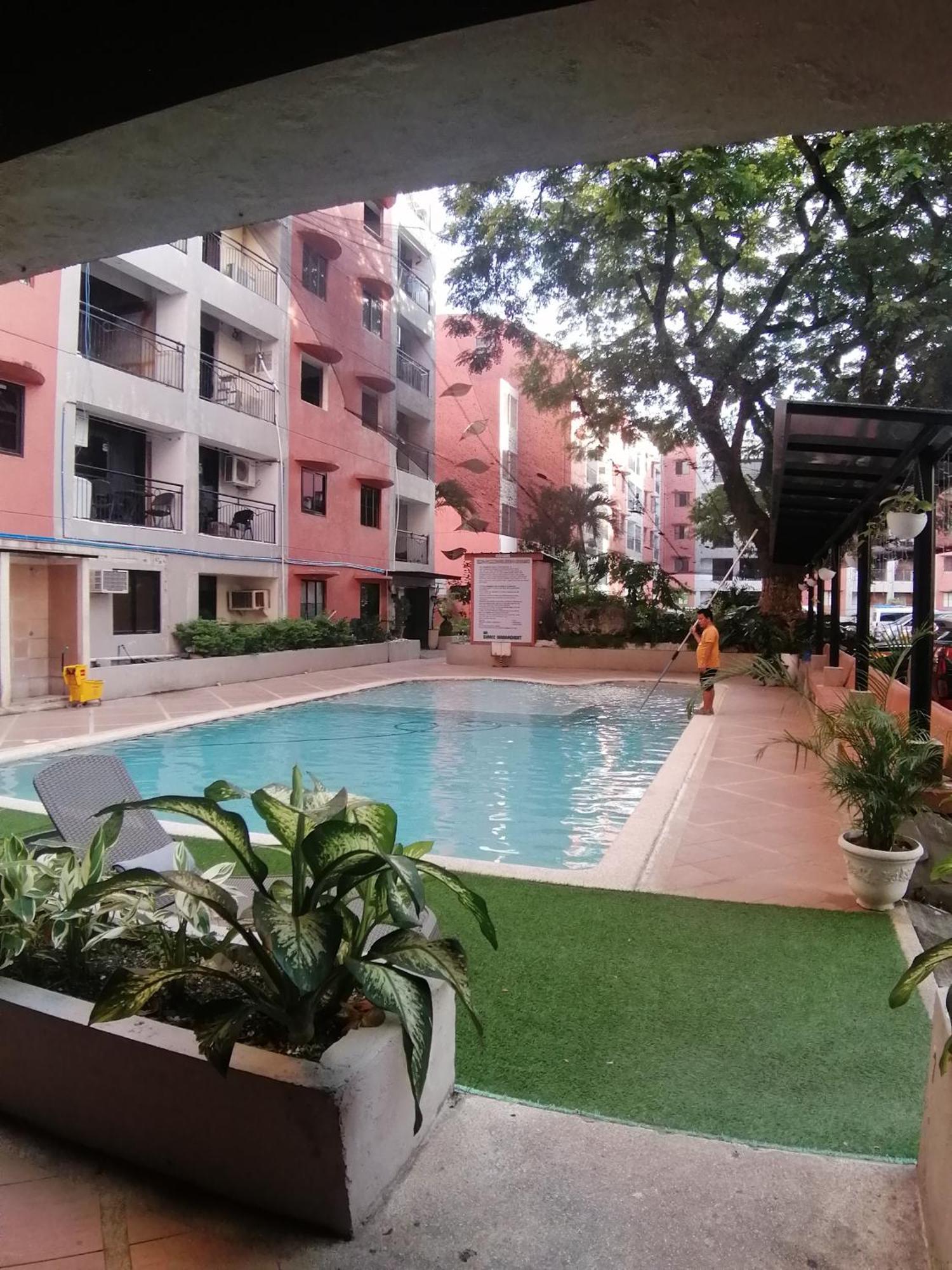 Condo Azur Suites B316 Near Airport, Netflix, Stylish, Cozy With Swimming Pool Lapu-Lapu City Exterior foto